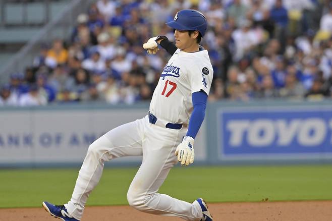 <yonhap photo-6210=""> 오타니. AP=연합뉴스</yonhap>