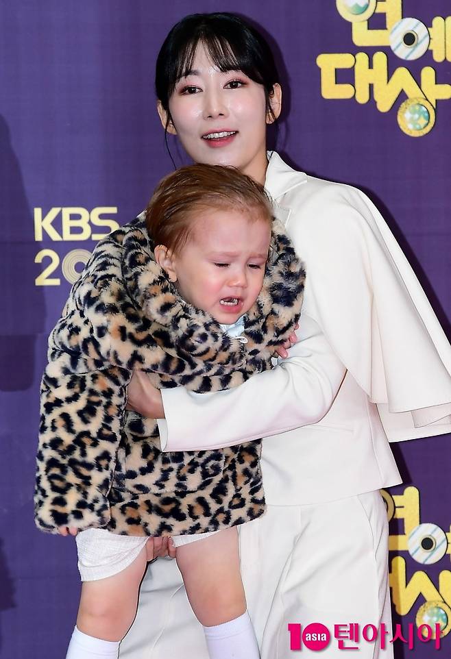 사유리, 젠/ 사진=텐아시아 DB