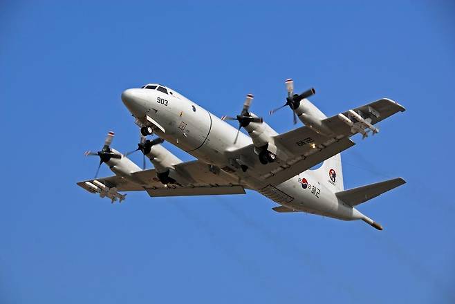 해군 P-3 해상초계기. 동아일보DB