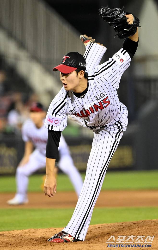 29일 잠실야구장에서 열린 한화와 LG의 경기, 9회초 LG 김영우가 역투하고 있다. 잠실=허상욱 기자wook@sportschosun.com/2025.05.29/