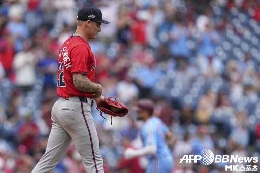 애틀란타 선발 AJ 스미스-샤우버가 부상으로 강판됐다. 사진=ⓒAFPBBNews = News1