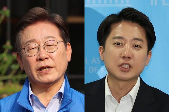 취재진 질문에 답하는 이재명 더불어민주당 대선 후보, 이준석 개혁신당 대선 후보. 연합뉴스