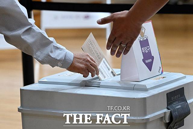 3년 전 치러진 20대 대선에서도 영호남 지역주의는 견고했다. 당시 윤석열 국민의힘 후보는 이재명 민주당 후보를 상대로 대구, 경북, 부산, 경남 등에서 크게 앞섰지만 광주, 전북, 전남 등에선 크게 뒤졌다. /남용희 기자