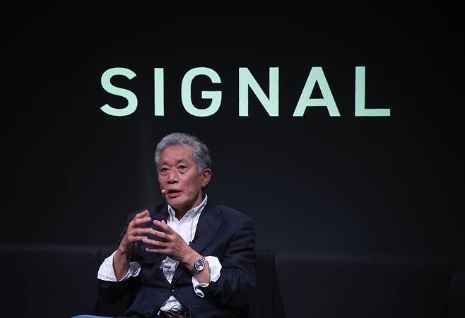 지난 28일 우치다 다쓰루가 ‘아이브’ 주최 콘퍼런스에서 이야기하고 있다. 아이브 제공