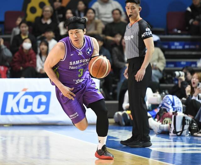서울 삼성에서 원주 디비(DB)로 팀을 옮긴 이정현. 한국농구연맹 제공