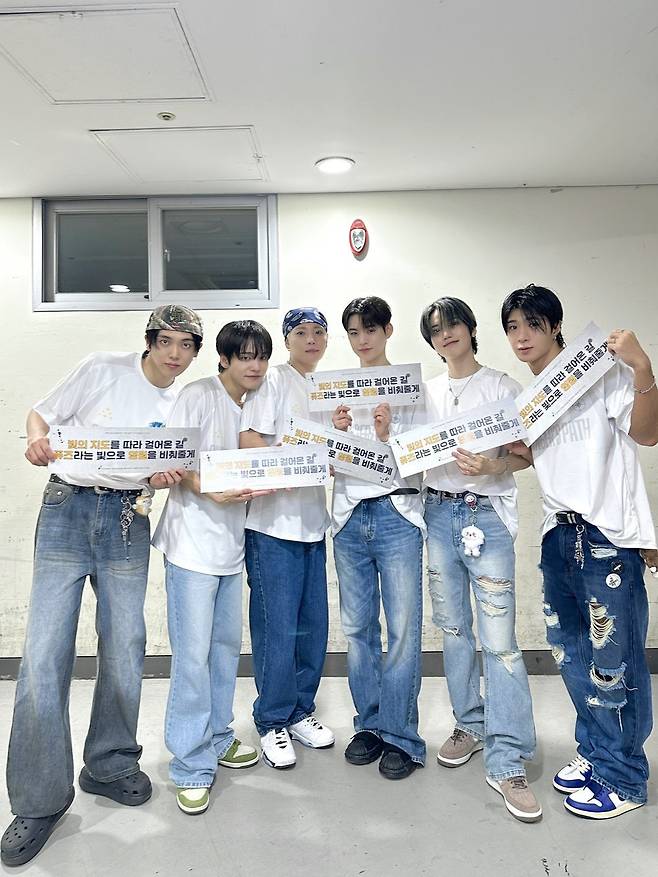 사진=온앤오프 공식 계정