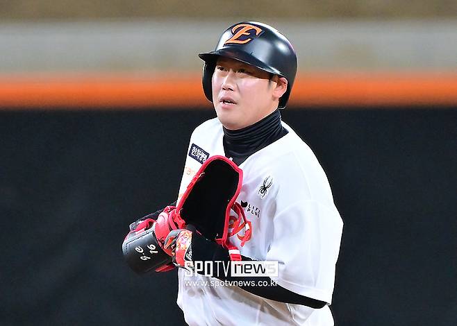▲ 올 시즌 반등의 실마리를 만들어내며 최근 한화의 주전 유격수로 뛰고 있는 하주석 ⓒ곽혜미 기자