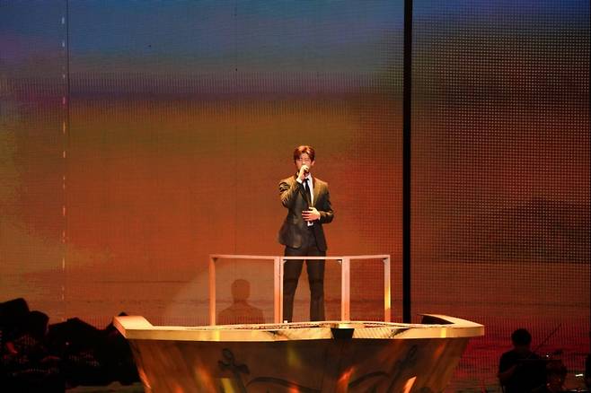 박지현, 깜박이 켜고 부산 접수