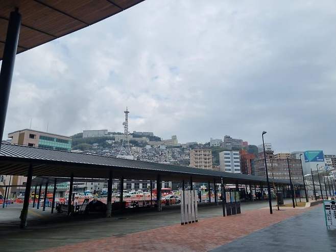 28b9d932da836ff236e685e24285736de85f14aef69ecb5d629eabe92e4406592dc9d9