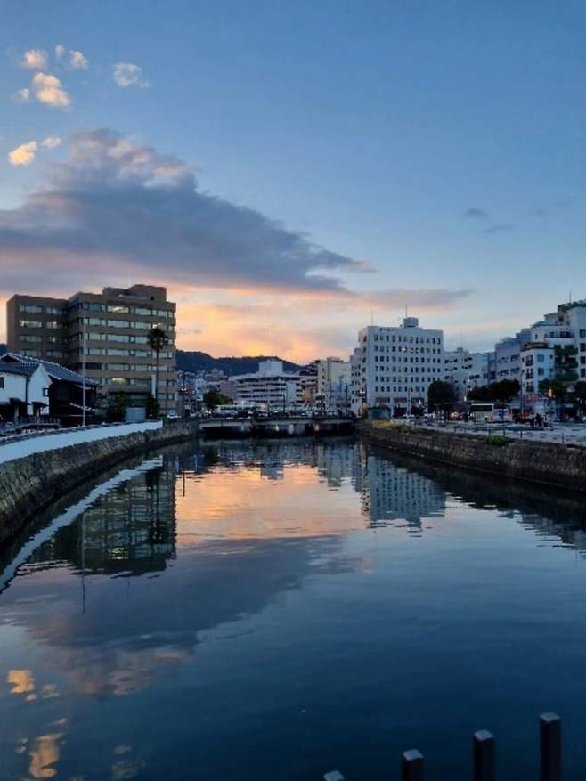 28b9d932da836ff236e685e240887765a3315f51e740e7be7125133ba1f929bb403d