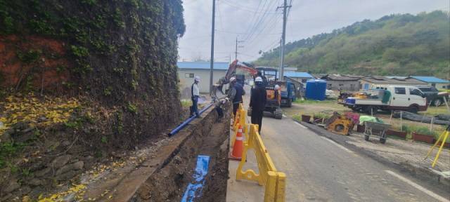 ▲ 노후상수관로 교체 작업 모습. ⓒ진주시