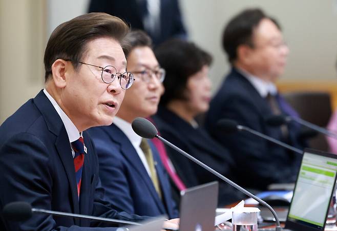 이재명 대통령이 6월5일 서울 용산 대통령실 청사에서 열린 국무회의에서 발언하고 있다. ⓒ 연합뉴스