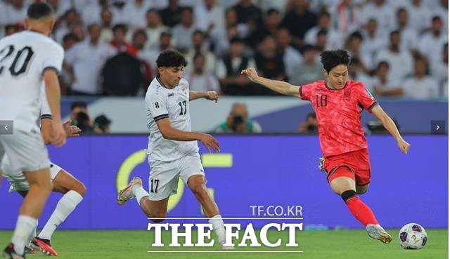 홍명보 감독이 이끄는 한국축구대표팀은 6일 이라크 원정에서 2-0 승리를 거두며 월드컵 11회 연속 본선 진출에 성공했다. 사진은 한국의 승리를 이끈 이강인의 슈팅 장면./바스라=AFC