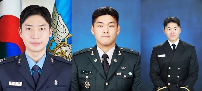 6일 현충일을 맞아 프로야구 시구자로 나선 김기현 공군 중위, 시타자 백승 육군 소위, 시포자 주민서 해군 소위(왼쪽부터). 국방부 제공