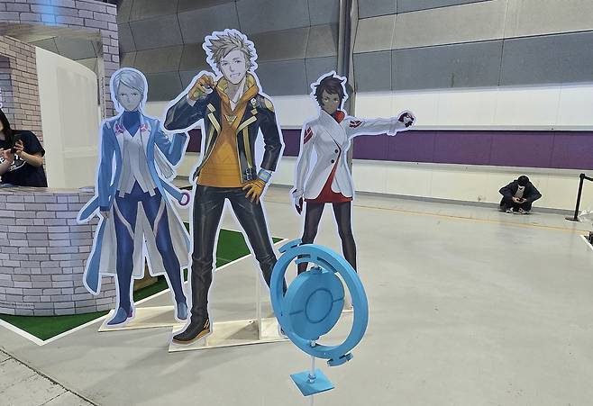 - 포켓몬 고 체육관 관장들도 행사장에 참석했다