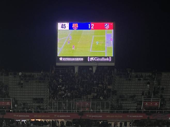 KakaoTalk_20250607_133013652_10.jpg 24년 12월 스페인 여행 - 바르셀로나(스압, 소리주의)