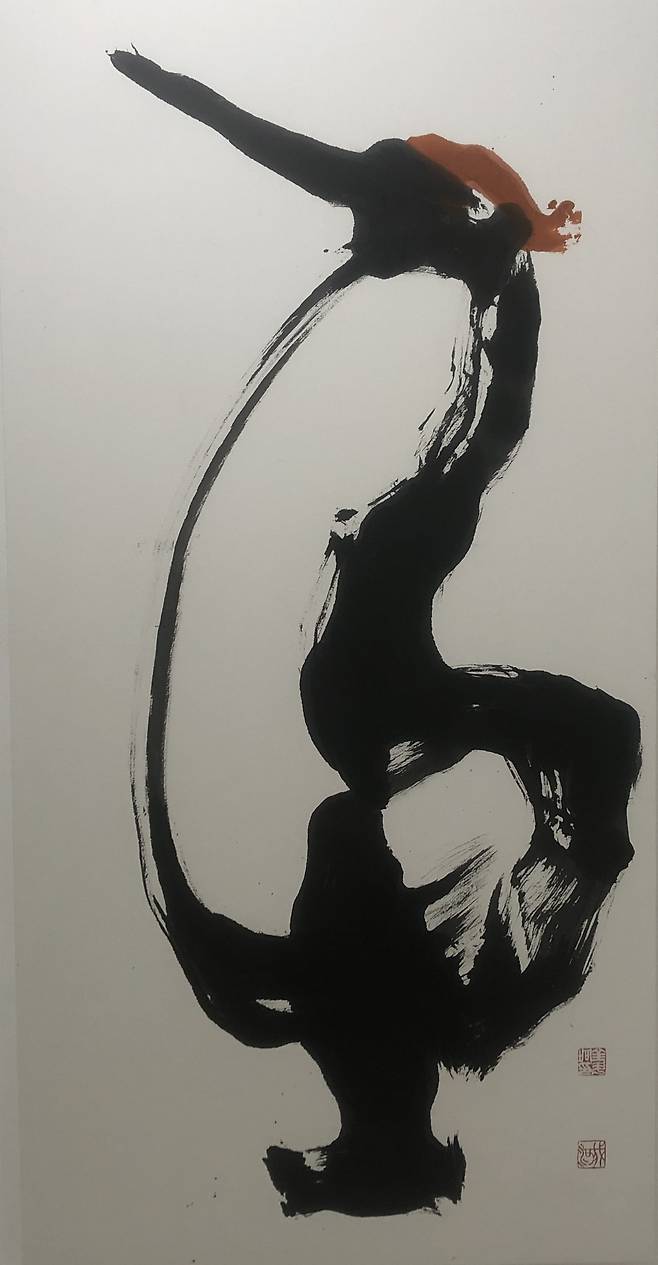 김두경 작가 작품 '궁을조(상상의 새).'