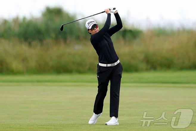이정은5은 8일(한국시간) 열린 LPGA투어 숍라이트 클래식 2라운드에서 5타를 줄이며 중간합계 8언더파 134타로 공동 6위에 올랐다. ⓒ AFP=뉴스1