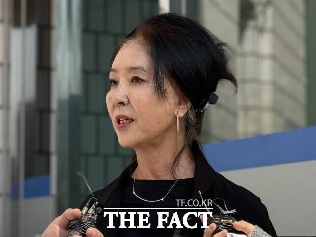 배우 김부선은 지난 7일 자신의 유튜브 채널 '김부선TV'를 통해 이재명 대통령과의 과거 스캔들을 다시 언급했다. /더팩트 DB