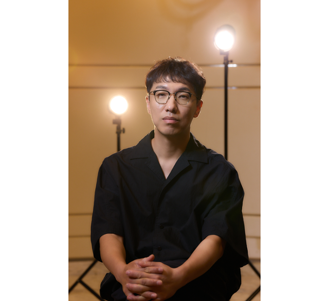 윤종빈 감독이 '나인 퍼즐' 관련 인터뷰를 진행했다. 월트디즈니 컴퍼니 코리아 제공