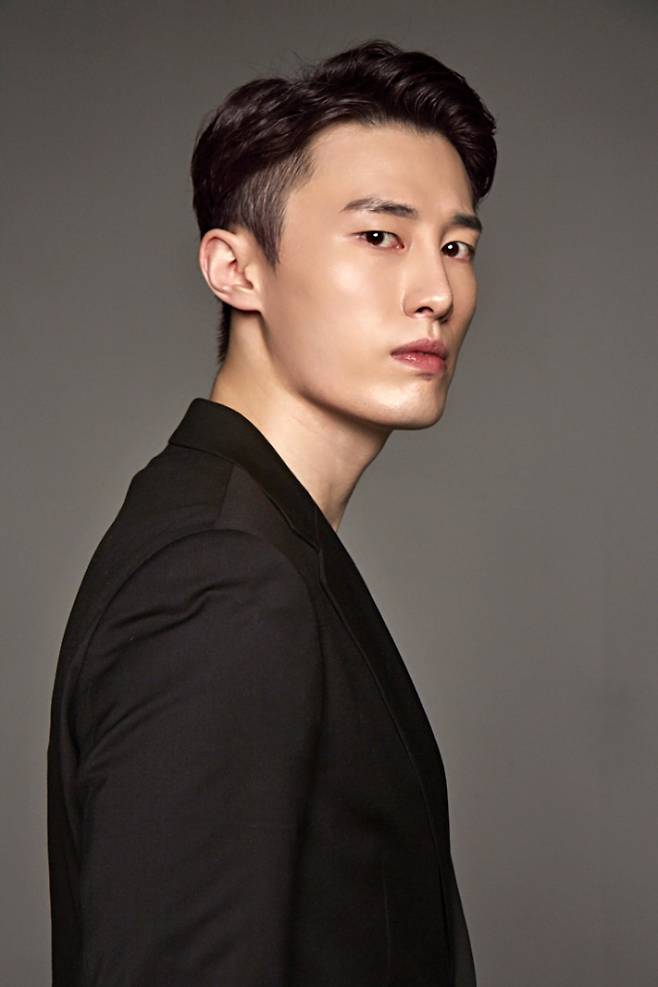 윤태하, '남주의 첫날밤을 가져버렸다' 옥택연 호위무사 役 (제공: 티앤아이컬쳐스)