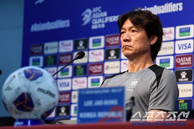 2026 FIFA 북중미 월드컵 3차 예선 최종전 공식 기자회견이 9일 서울월드컵경기장에서 열렸다. 홍명보 감독이 인터뷰를 하고 있다. 상암=박재만 기자 pjm@sportschosun.com/2025.06.09/