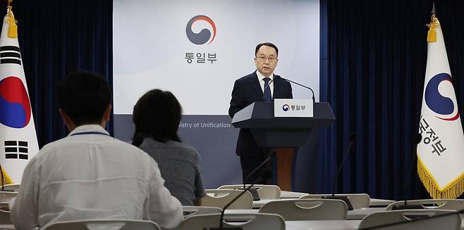 구병삼 통일부 대변인이 9일 오전 서울 종로구 정부서울청사에서 현안 관련 정례브리핑을 하고 있다. 2025.06.09 서울=뉴시스