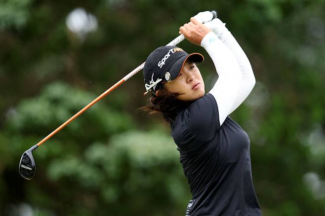 김세영이 8일 미국 뉴저지주 시뷰 베이코스에서 열린 LPGA 투어 숍라이트 클래식 2라운드에서 8번홀 티샷을 하고 있다./AFP 연합뉴스