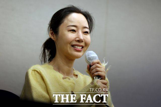 하이브와 민희진 전 어도어 대표 간 260억원대 풋옵션 소송이 본격화된 가운데 양측이 풋옵션 효력과 증거 능력 등을 두고 첨예하게 대립하며 공방을 벌였다.. /박헌우 기자