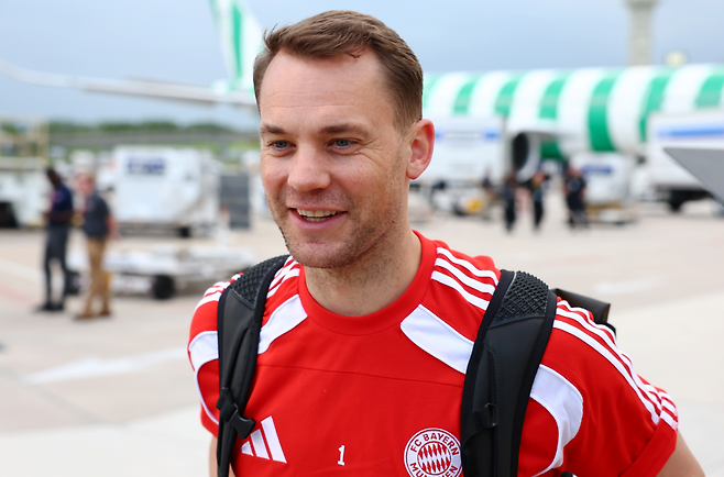 바이에른 뮌헨 골키퍼 마뉴엘 노이어가 지난 10일 클럽월드컵 출전차 미국 올란도에 도착하고 있다. 게티이미지