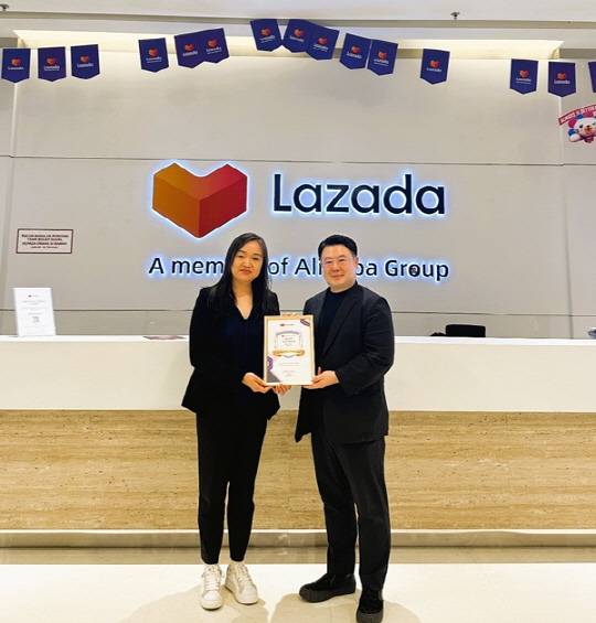 LAZADA KAYA QIN CBO와 라라스테이션 이철호 대표