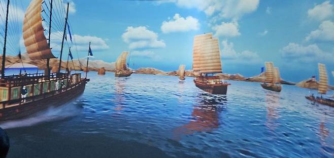 국립인천해양박물관은 인천관광공사와 협력해 표류인 문순득 일기(漂流人文順得日記)를 활용한 인공지능(AI) 기반 전시콘텐츠를 개발한다. 사진은 국립인천해양박물관에서 전시 중인 표료인 문순득 일기를 주제로 한 전시콘텐츠 모습. 사진=한갑수 기자.