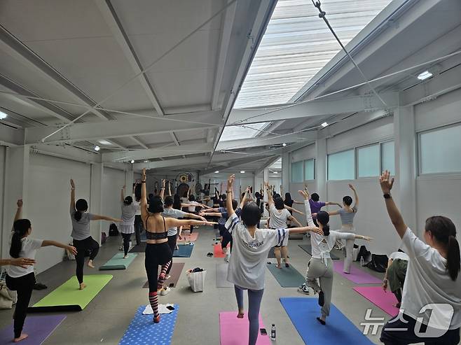 프렌치 프리미엄 애슬레저 브랜드 위뜨는 14일 서울 성수동 일대에서 '2025 위뜨 애슬라이프 페스티벌'을 열었다.ⓒ 뉴스1/김진희 기자.