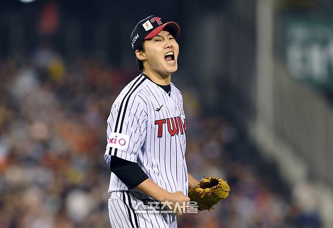 LG 선발투수 임찬규가 마운드에서 포효 하고 있다. 잠실 | 박진업 기자 upandup@sportsseoul.com