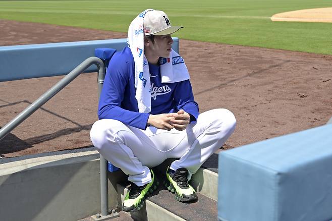 LA 다저스 사사키 로키가 피칭 재활을 중단했다. 오른쪽 어깨 부상이 재발했다는 소식이다. Imagn Images연합뉴스