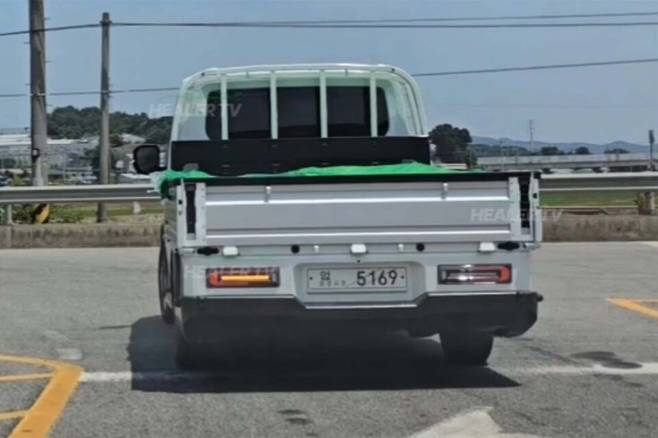 기아 'PV5 오픈베드' 테스트카 (출처 : 힐러TV)