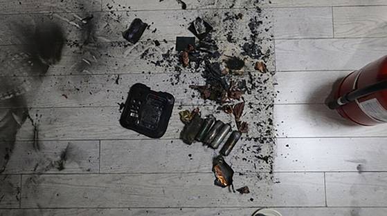 폭발한 무선 선풍기용 리튬이온배터리.사진 대구소방본부