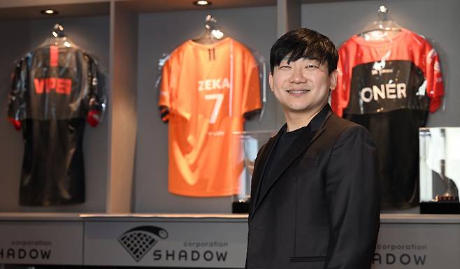 e스포츠 전문 에이전시 쉐도우 코퍼레이션 박재석 대표가 지난 12일 서울 영등포구에 있는 사무실에서 국민일보와 인터뷰를 진행했다. 사진=권현구 기자