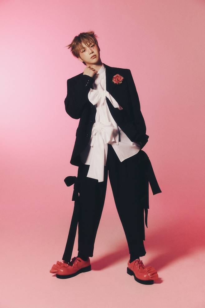 타이틀곡 '에피소드'는 세련되고 그루비한 곡이다. ARA 제공