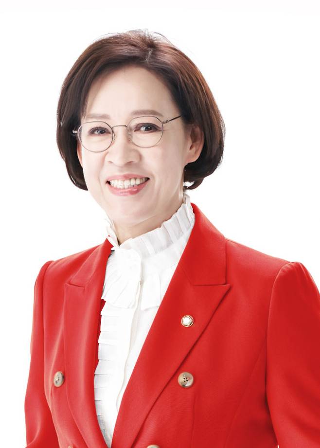 이인선 국회여성가족위원회 위원장