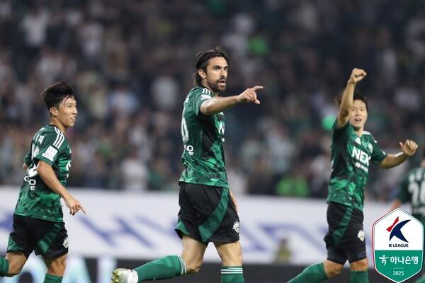 전북현대 콤파뇨. 사진┃한국프로축구연맹