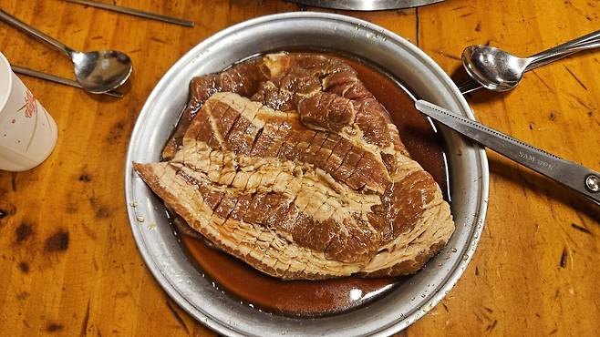 20250616_192710.jpg 저녁 아들 야구팀원들 회식 돼지갈비