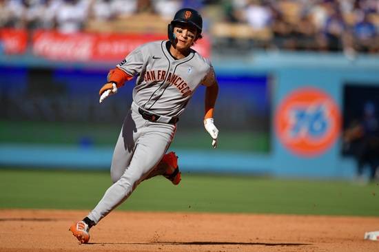 시즌 초반 강력한 올스타 후보로 손꼽혔던 샌프란시스코 자이언츠 이정후가 1단계 투표에서 탈락할 위기에 처했다. 연합뉴스