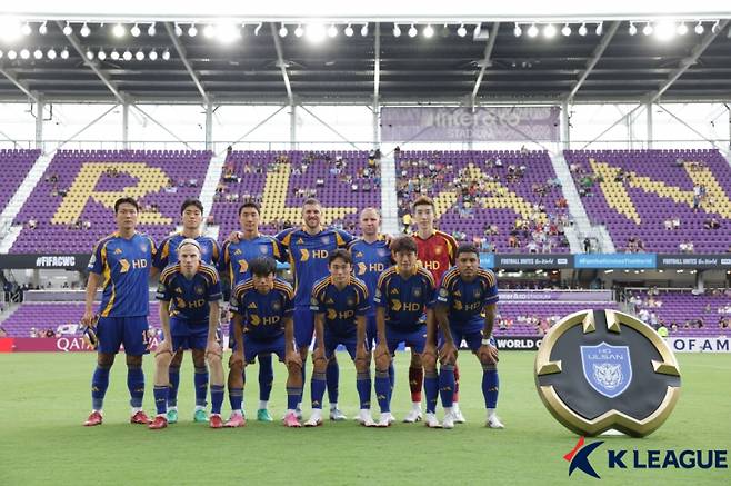18일 인터앤코 스타디움에서 열린 2025 FIFA 클럽 월드컵 조별리그 F조 1차전 마멜로디전에 나선 울산 선수단. 사진=프로축구연맹