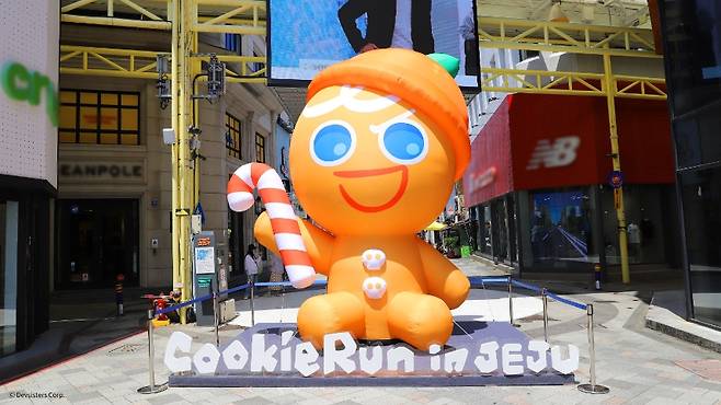 지난해 8월 칠성로 일대에서 운영된 쿠키런 캐릭터존(쿠키런 거리). (데브시스터즈 제공)