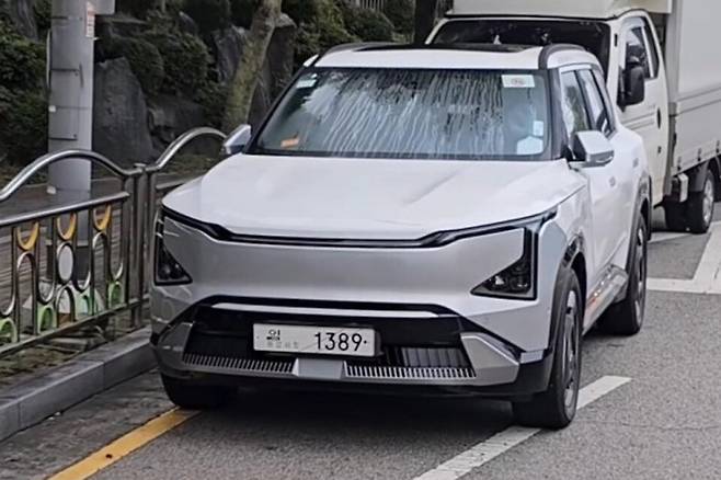 사진 : 기아 EV5 (출처=오토스파이넷)
