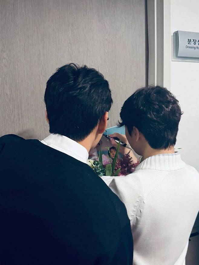 인스타그램 @thv