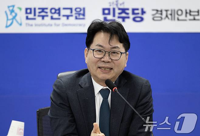 이한주 민주연구원 원장. 뉴스1