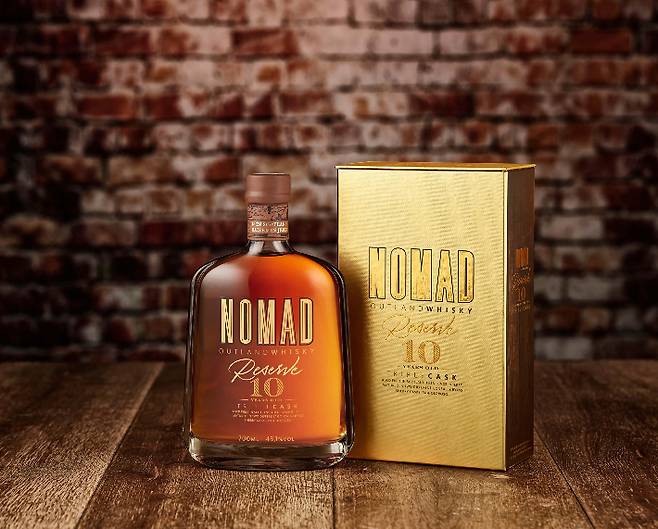 골든블루 노마드 리저브10 출시. 골든블루 제공