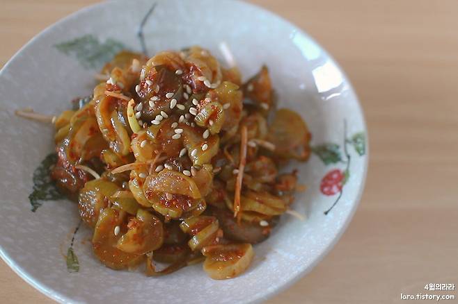 오이지무침 한 접시